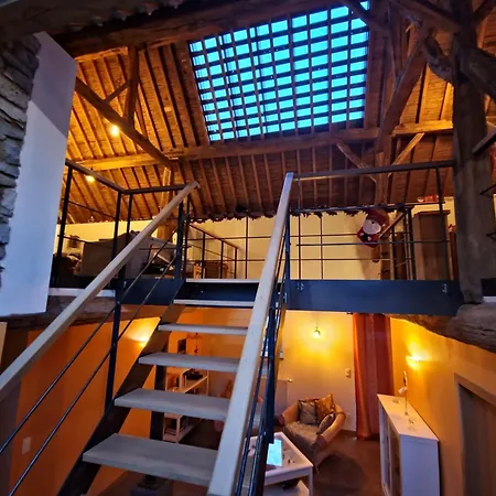 Chez Quiet, Chez Qalm, Chez Que4